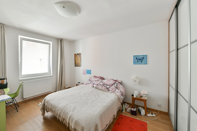 Kroftova, Smíchov - Prague 5 | Rent, Apartment Three-bedroom (4+kk), 100 m²
