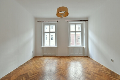 Vodní, Smíchov - Prague 5 | Rent, Apartment Three-bedroom (4+1), 145 m²