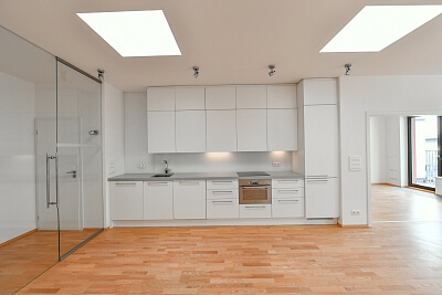 U Uranie, Holešovice - Praha 7 | Pronájem, Byt 2+kk, 73 m²
