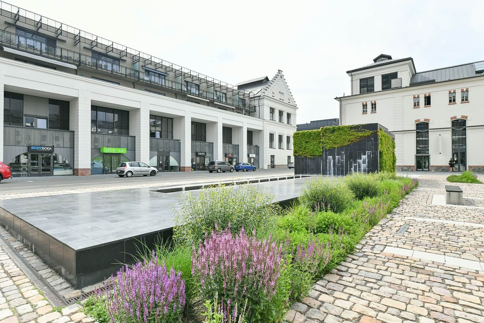 U Uranie, Holešovice - Praha 7 | Pronájem, Byt 2+kk, 73 m²
