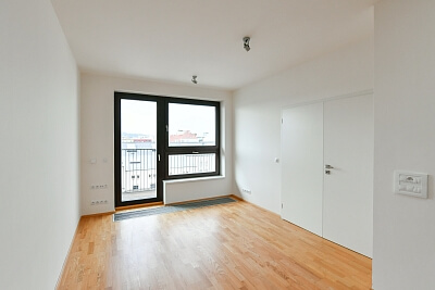 U Uranie, Holešovice - Praha 7 | Pronájem, Byt 2+kk, 73 m²