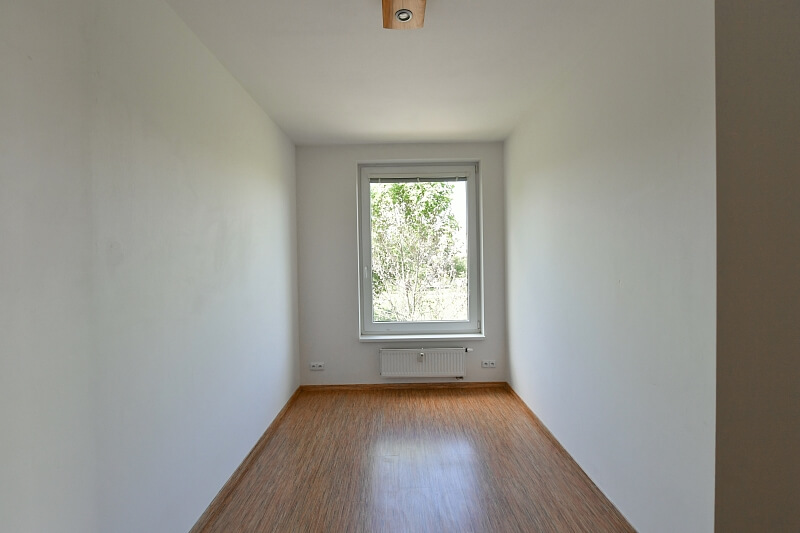 Makedonská, Střížkov - Prague 9 | Sale, Apartment Two-bedroom (3+kk), 74 m²