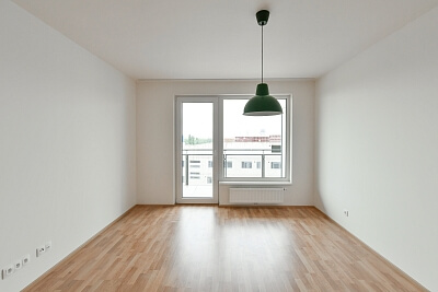 Zvěřinova, Strašnice - Prague 3 | Rent, Apartment One-bedroom (2+kk), 69 m²