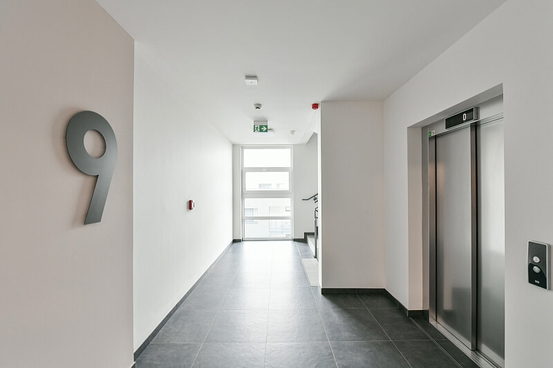 Zvěřinova, Strašnice - Prague 3 | Rent, Apartment One-bedroom (2+kk), 116 m²