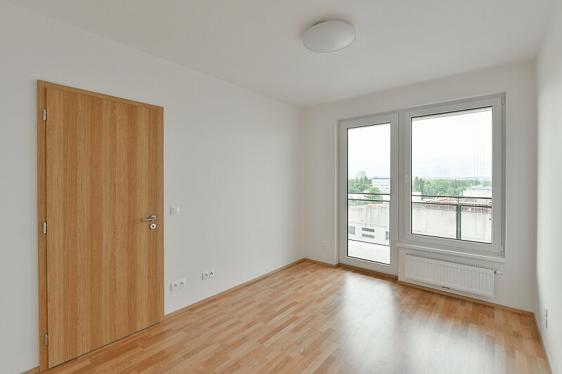 Zvěřinova, Strašnice - Prague 3 | Rent, Apartment Two-bedroom (3+kk), 92 m²