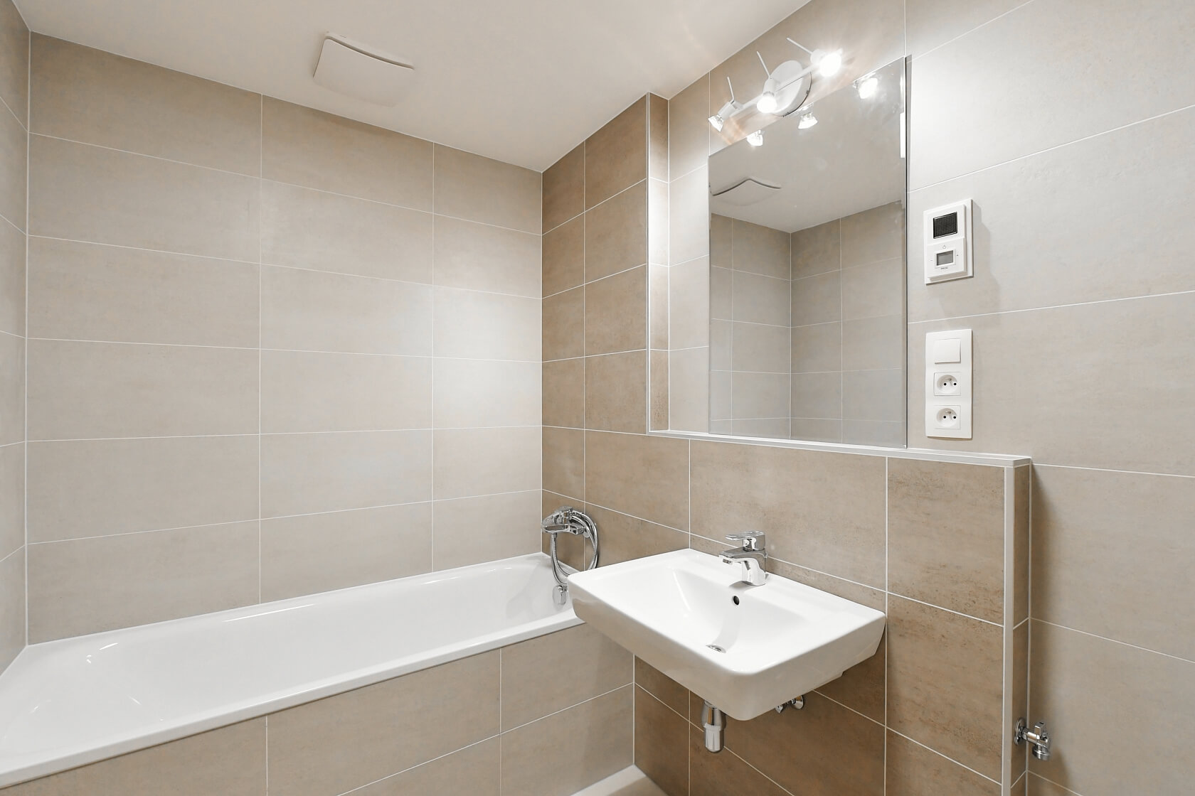 Zvěřinova, Strašnice - Praha 3 | Pronájem, Byt 3+kk, 92 m²