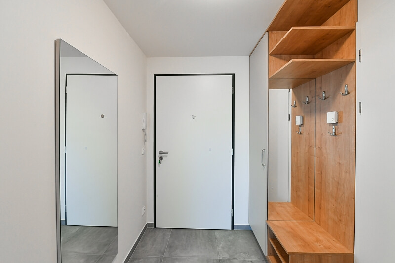 Mezi Vodami, Modřany - Praha 4 | Pronájem, Byt 2+kk, 63 m²