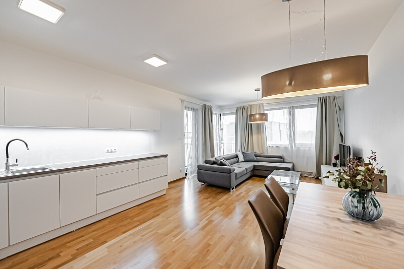 Učňovská, Hrdlořezy - Prague 9 | Sale, Apartment Two-bedroom (3+kk), 83 m²