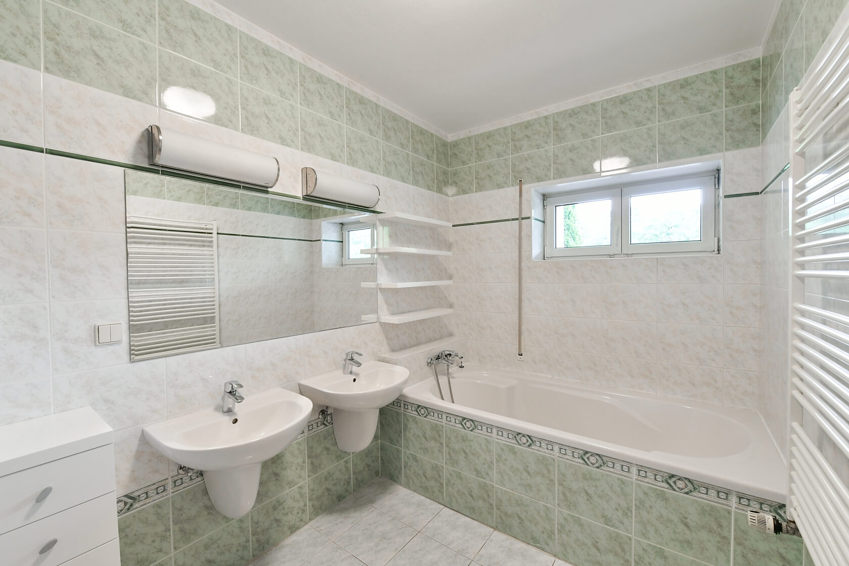 Chotovická, Kobylisy - Praha 8 | Pronájem, Byt 5+kk, 263 m²