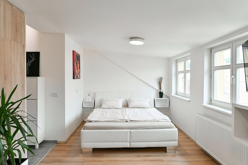 Duškova, Smíchov - Prague 5 | Rent, Apartment Studio (1+kk), 37 m²