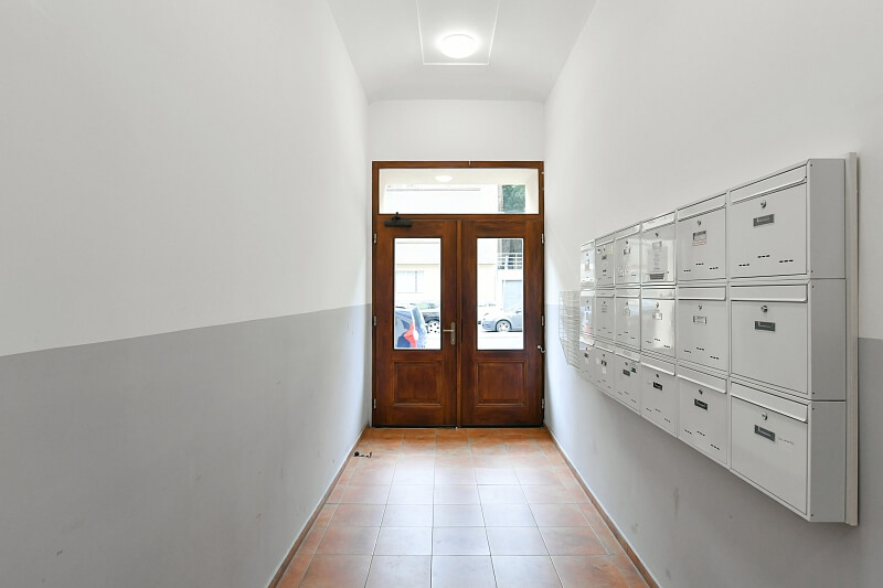 Duškova, Smíchov - Praha 5 | Pronájem, Byt 1+kk, 37 m²