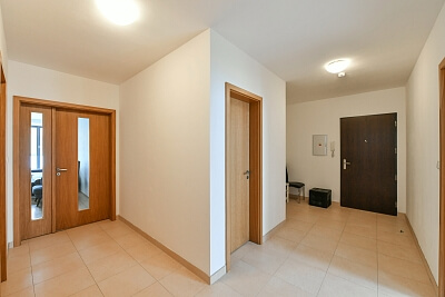 Jindřicha Plachty, Smíchov - Prague 5 | Rent, Apartment Two-bedroom (3+kk), 167 m²