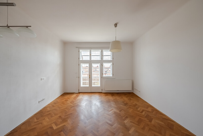 Ruská, Vršovice - Prague 10 | Rent, Apartment One-bedroom (2+1), 85 m²
