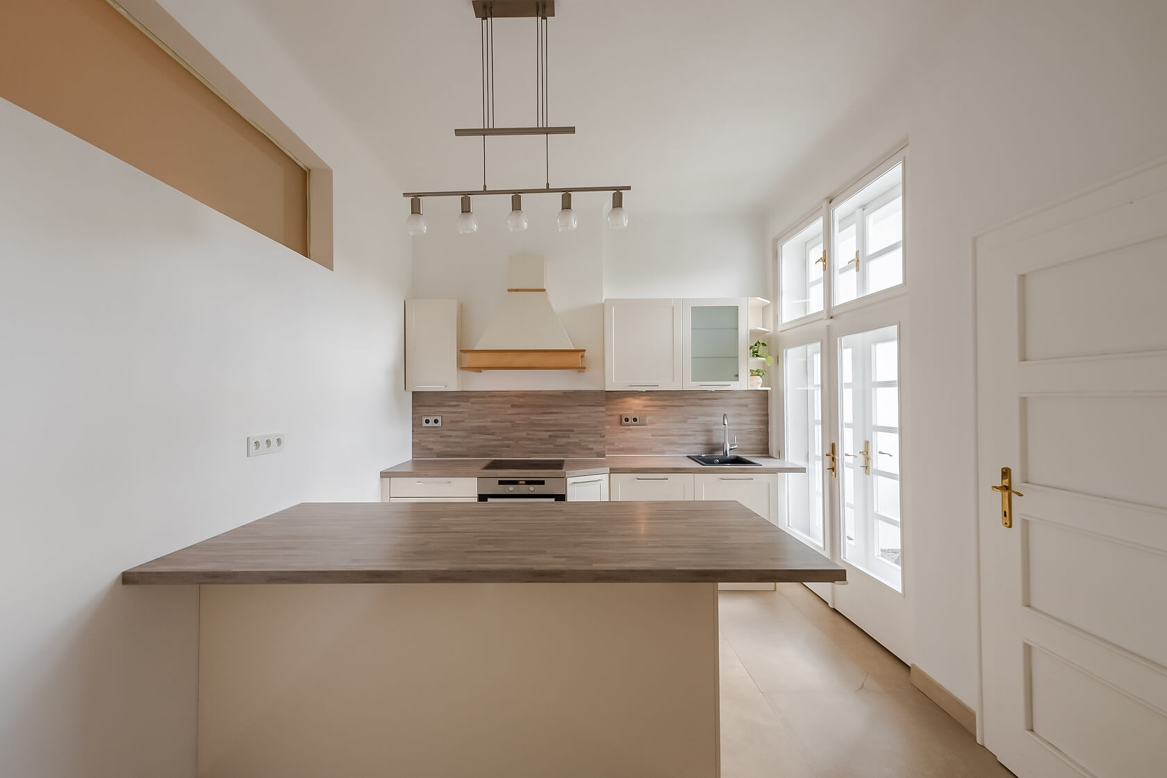 Ruská, Vršovice - Praha 10 | Pronájem, Byt 2+1, 85 m²