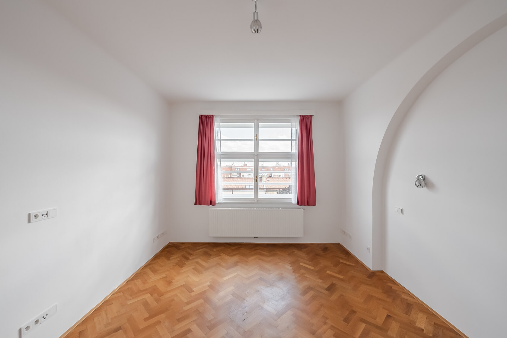 Ruská, Vršovice - Prague 10 | Rent, Apartment One-bedroom (2+1), 85 m²