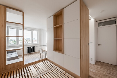 Topolová, Záběhlice - Prague 10 | Sale, Apartment Studio (1+kk), 31 m²