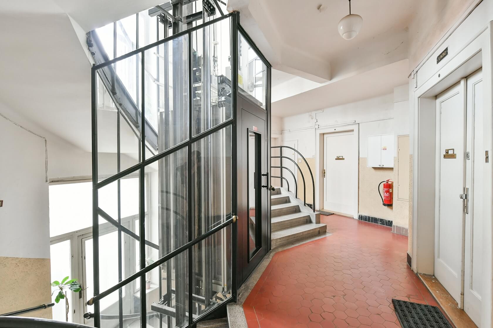 Na Ovčinách, Holešovice - Prague 7 | Rent, Apartment Studio (1+kk), 61 m²