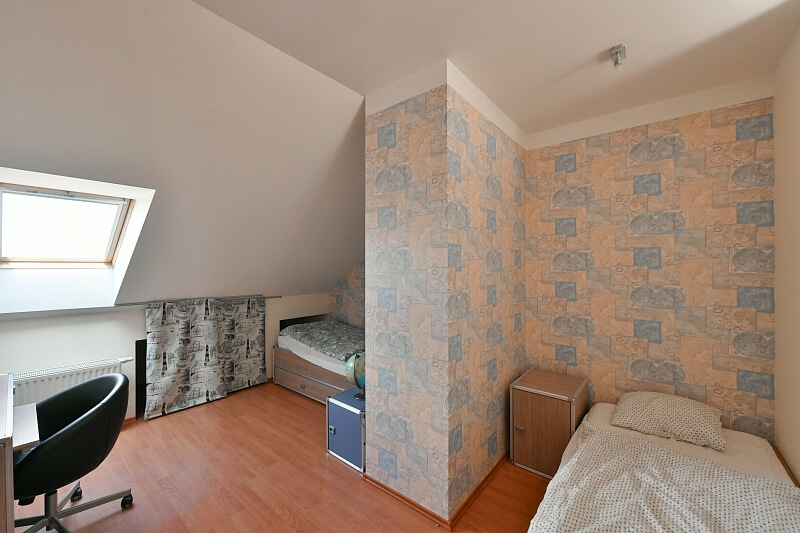 Příběnická, Žižkov - Prague 3 | Rent, Apartment Three-bedroom (4+1), 150 m²
