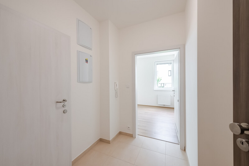 Mrázkova, Černý most - Praha 9 | Prodej, Byt 1+kk, 27 m²