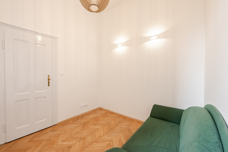 Ostrovského, Smíchov - Praha 5 | Pronájem, Byt 1+1, 32 m²