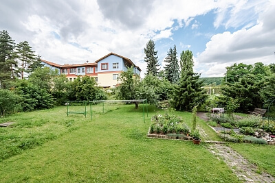 Čihákova, Libeň - Prague 9 | Rent, Apartment One-bedroom (2+kk), 59 m²