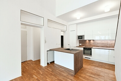 Milady Horákové, Holešovice - Prague 7 | Rent, Apartment Three-bedroom (4+kk), 150 m²