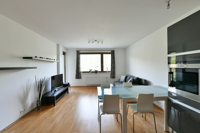 Kališnická, Žižkov - Prague 3 | Rent, Apartment One-bedroom (2+kk), 61 m²