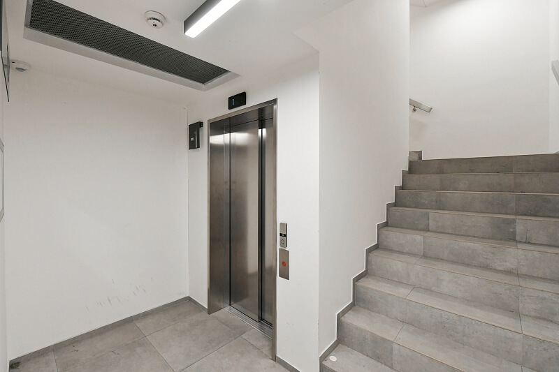 Tůmova, Košíře - Prague 5 | Rent, Apartment Two-bedroom (3+kk), 97 m²