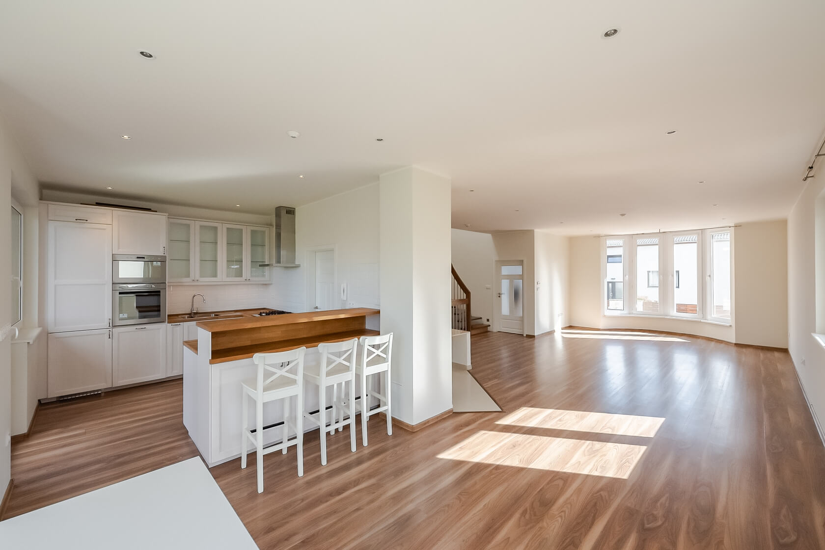 Habrová, Horoměřice - Praha-západ | Pronájem, Rodinný dům 5+kk, 286 m²