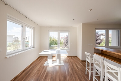 Habrová, Horoměřice - Praha-západ | Rent, House Four-bedroom (5+kk), 286 m²