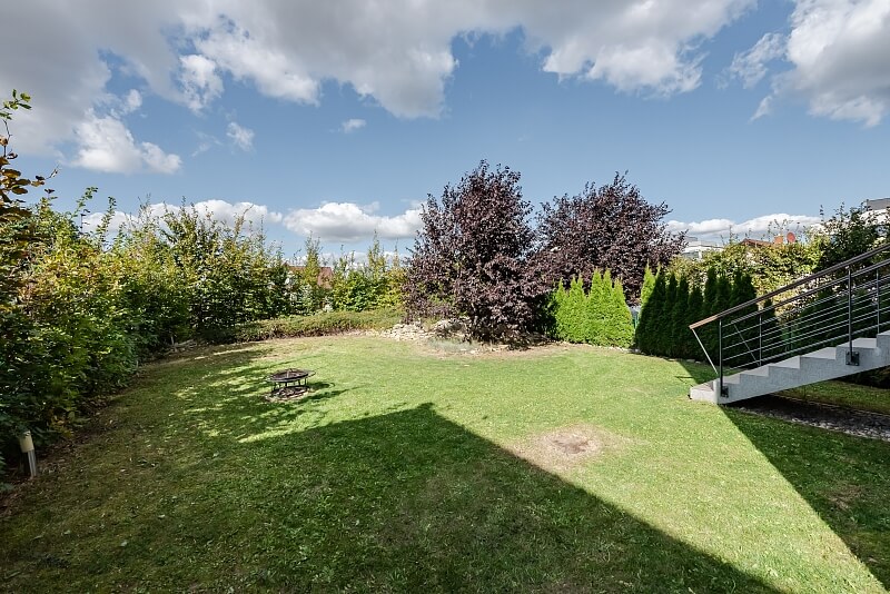 Habrová, Horoměřice - Praha-západ | Rent, House Four-bedroom (5+kk), 286 m²