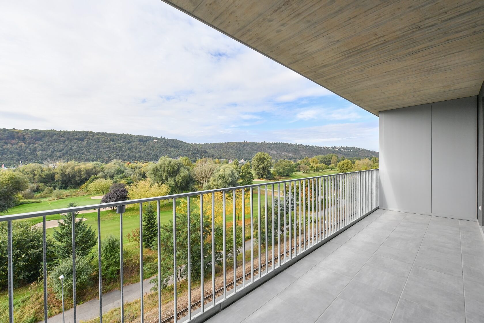 Mezi Vodami, Modřany - Praha 4 | Pronájem, Byt 2+kk, 82 m²