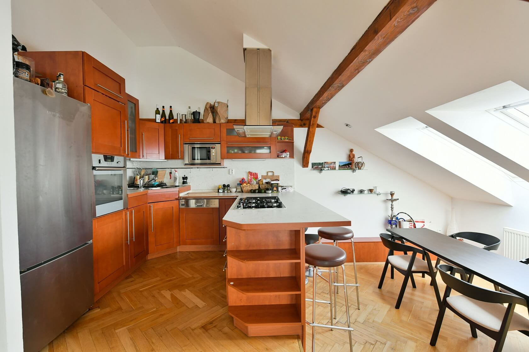 Seifertova, Žižkov - Praha 3 | Pronájem, Byt 4+kk, 186 m²