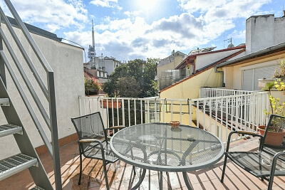 Seifertova, Žižkov - Prague 3 | Rent, Apartment Three-bedroom (4+kk), 186 m²