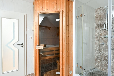 Seifertova, Žižkov - Prague 3 | Rent, Apartment Three-bedroom (4+kk), 186 m²