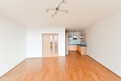 Choceradská, Záběhlice - Praha 4 | Pronájem, Byt 2+kk, 75 m²