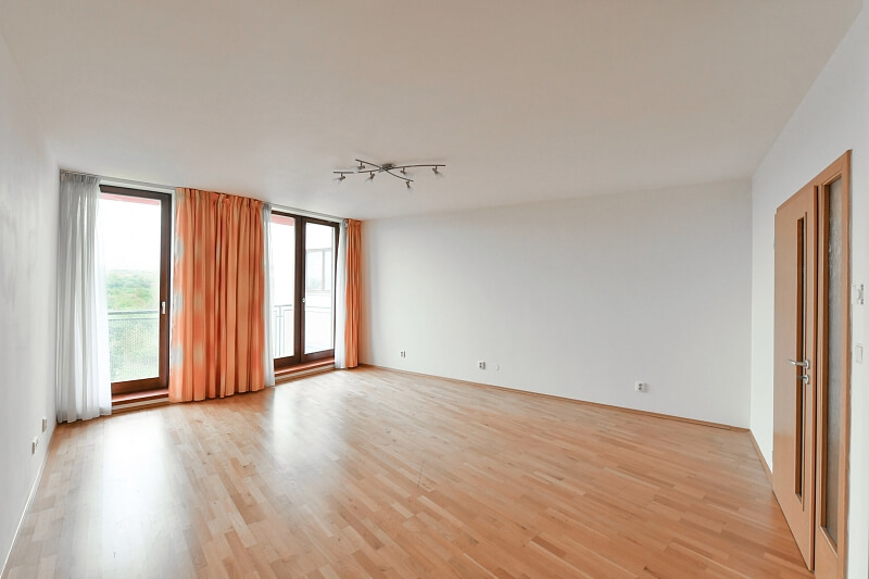 Choceradská, Záběhlice - Praha 4 | Pronájem, Byt 2+kk, 75 m²