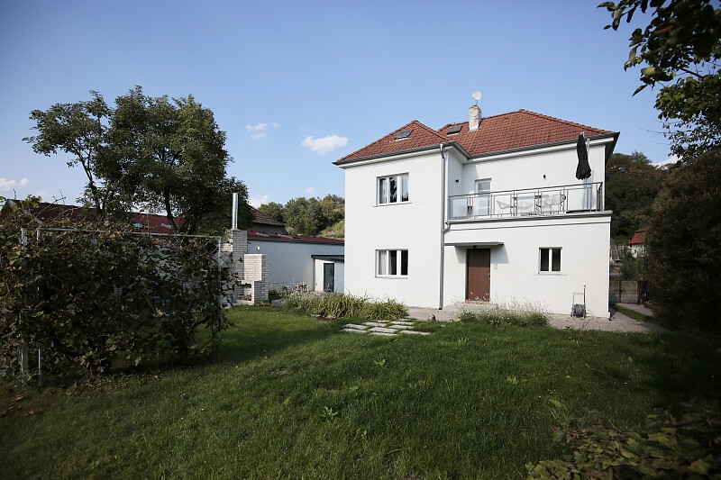 U Lip, Lipence - Prague 5 | Rent, Apartment One-bedroom (2+kk), 58 m²