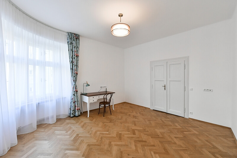 Lucemburská, Vinohrady - Praha 3 | Pronájem, Byt 3+kk, 96 m²