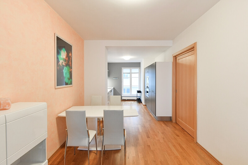 Senovážné náměstí, Nové Město - Praha 1 | Pronájem, Byt 2+kk, 60 m²