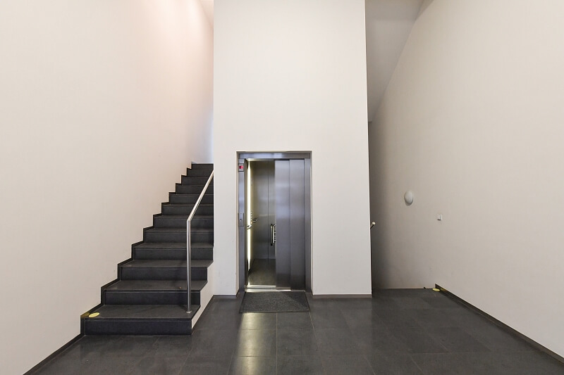 Senovážné náměstí, Nové Město - Prague 1 | Rent, Apartment One-bedroom (2+kk), 60 m²