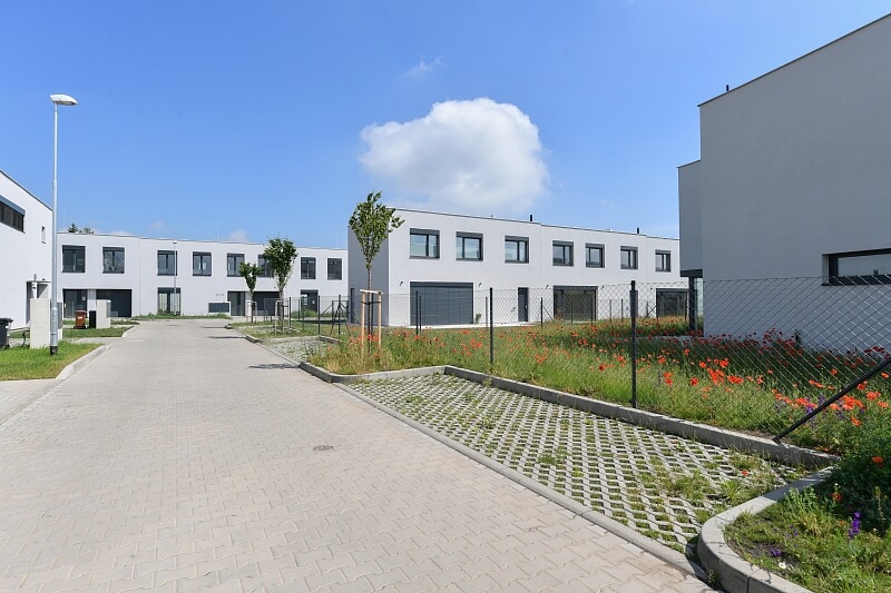 Schollova, Čakovice - Praha 9 | Prodej, Rodinný dům 5+kk, 196 m²