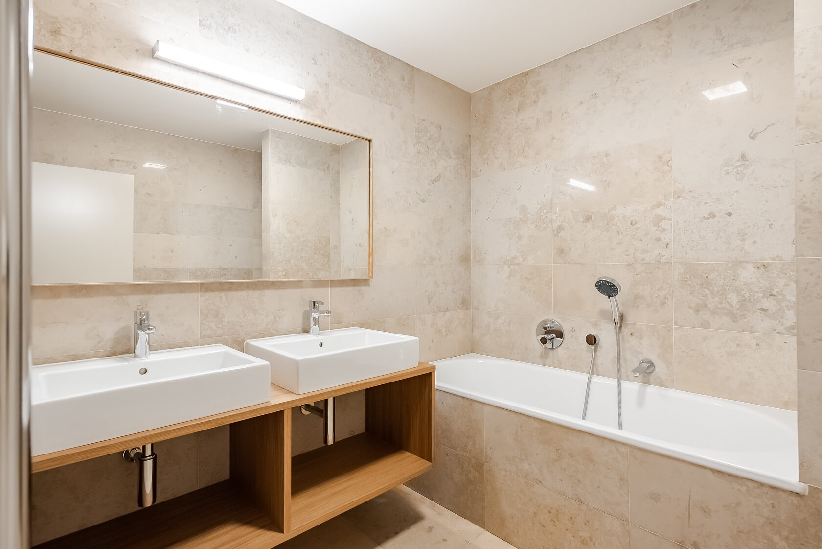 Mezilehlá, Hrdlořezy - Praha 9 | Prodej, Byt 4+kk, 155 m²