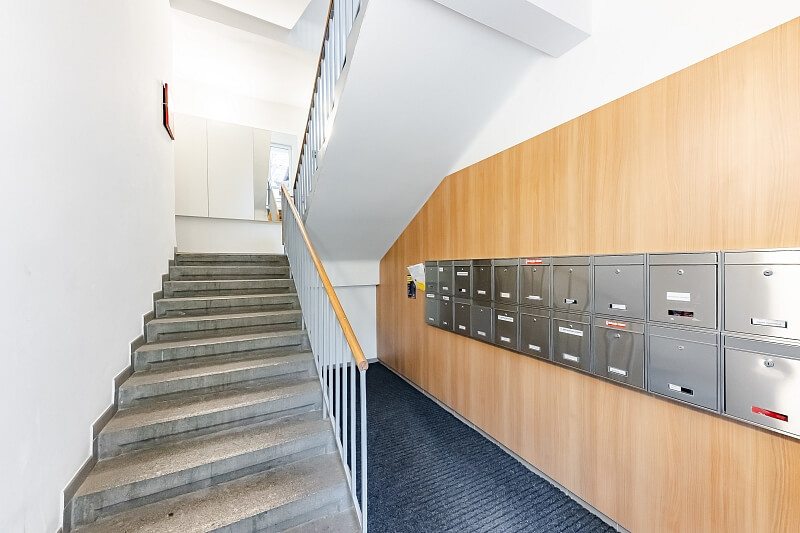 Hollarovo náměstí, Vinohrady - Praha 3 | Pronájem, Byt 2+kk, 46 m²