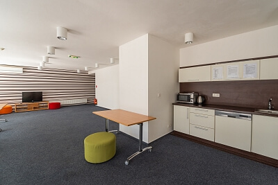 Bratislavský kraj, Nové Mesto - Bratislava III | Pronájem, Byt 2+1, 62 m²