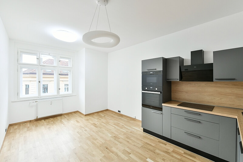 Holečkova, Smíchov - Prague 5 | Rent, Apartment Two-bedroom (3+kk), 64 m²