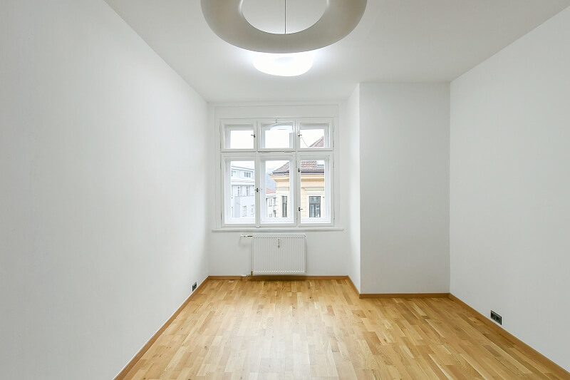 Holečkova, Smíchov - Prague 5 | Rent, Apartment Two-bedroom (3+kk), 64 m²