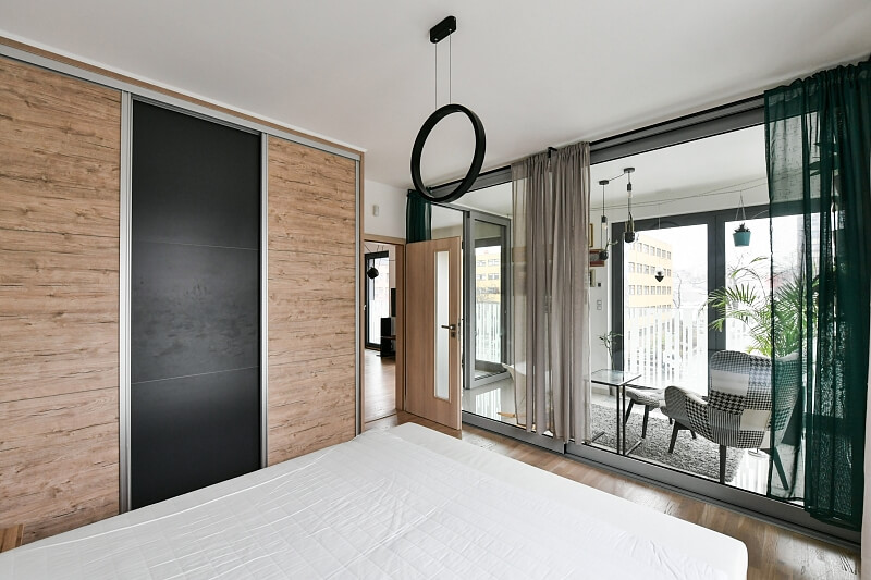 Olšanská, Žižkov - Prague 3 | Rent, Apartment One-bedroom (2+kk), 65 m²