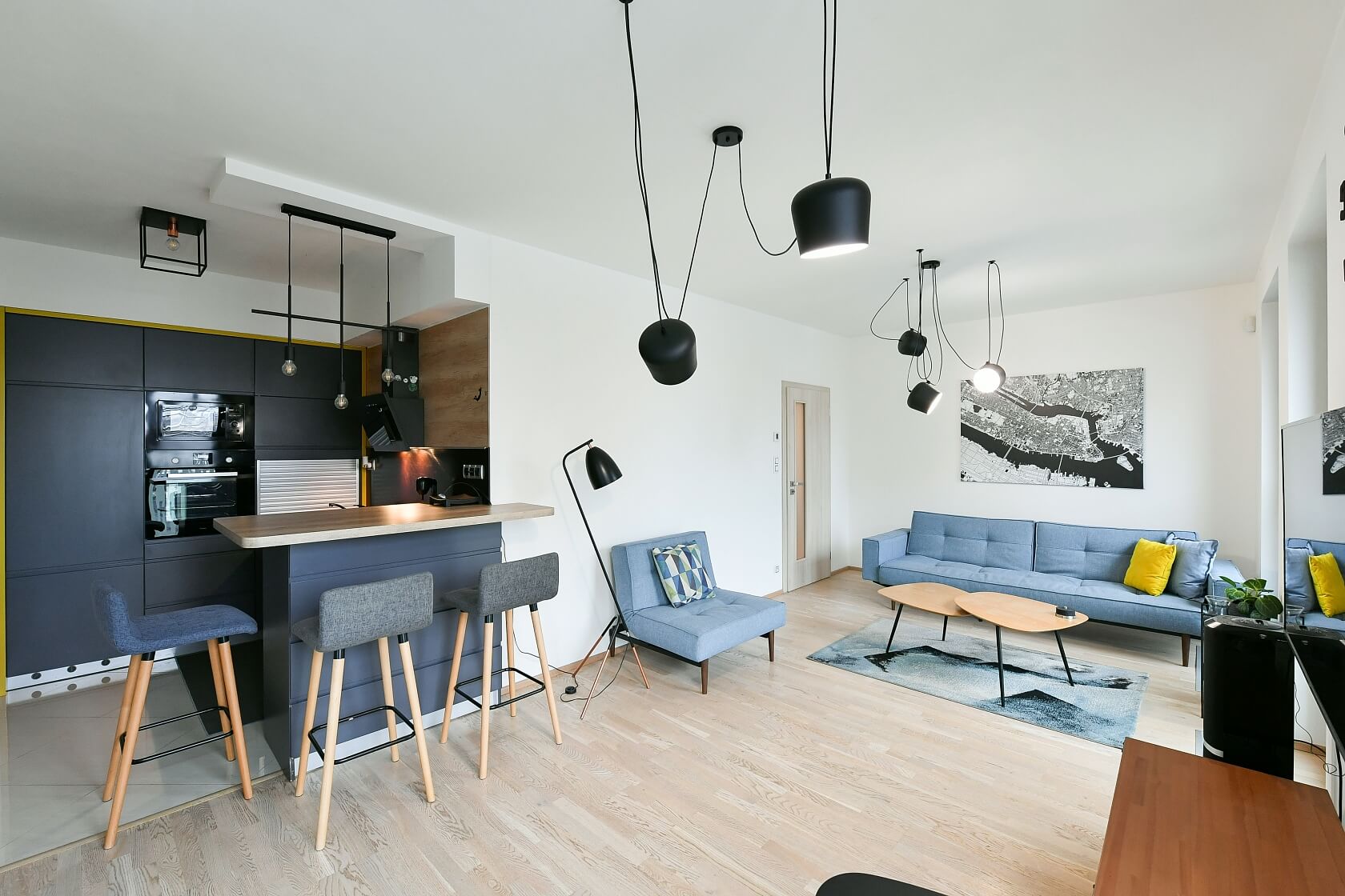 Olšanská, Žižkov - Prague 3 | Rent, Apartment One-bedroom (2+kk), 65 m²