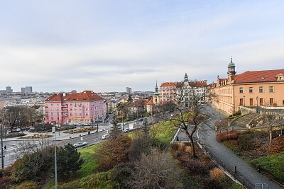 Holandská, Vršovice - Prague 10 | Rent, Apartment One-bedroom (2+kk), 75 m²